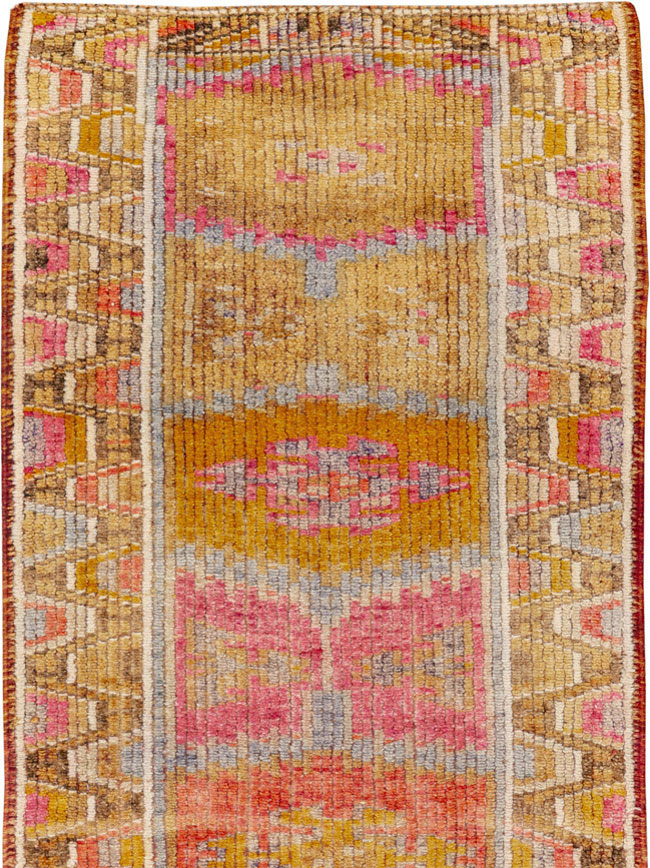 Vintage Turkish Anatolian Runner, No.33640 - Gsblank