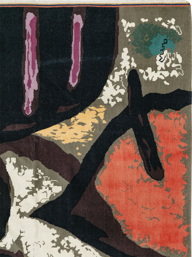 Modern Turkish Art Deco Accent Rug, No.33660 - Gsblank