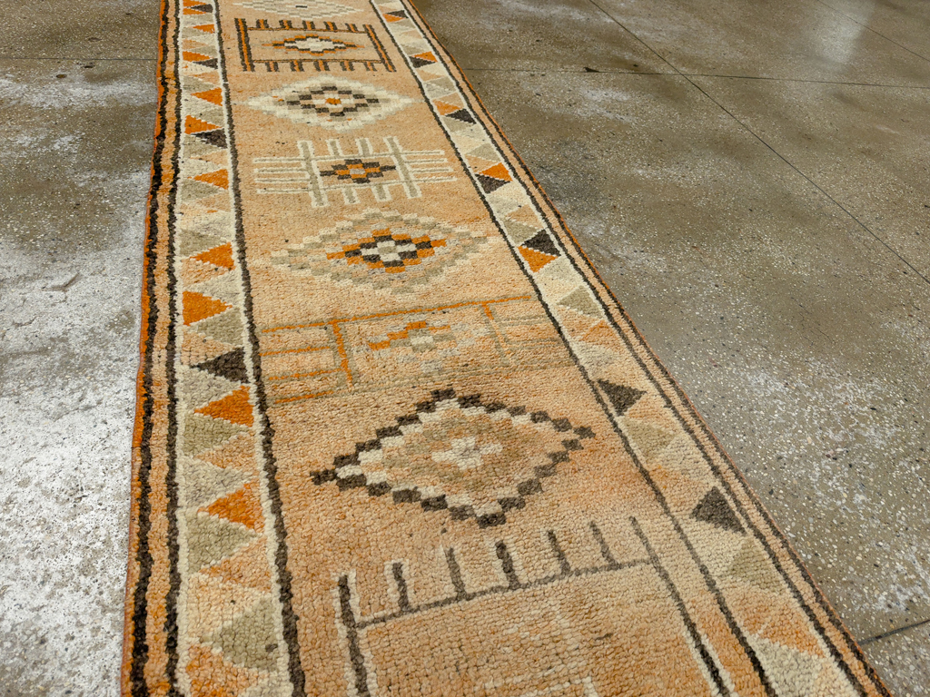 Vintage Turkish Anatolian Runner, No.33673 - Gsblank