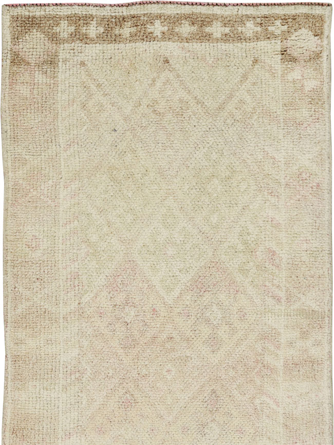 Vintage Turkish Anatolian Runner, No.33676 - Gsblank