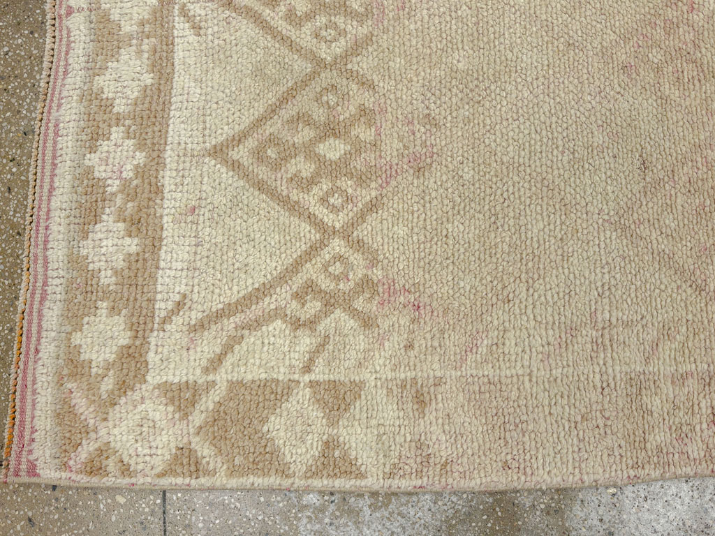 Vintage Turkish Anatolian Runner, No.33676 - Gsblank
