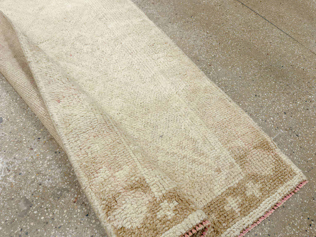 Vintage Turkish Anatolian Runner, No.33676 - Gsblank