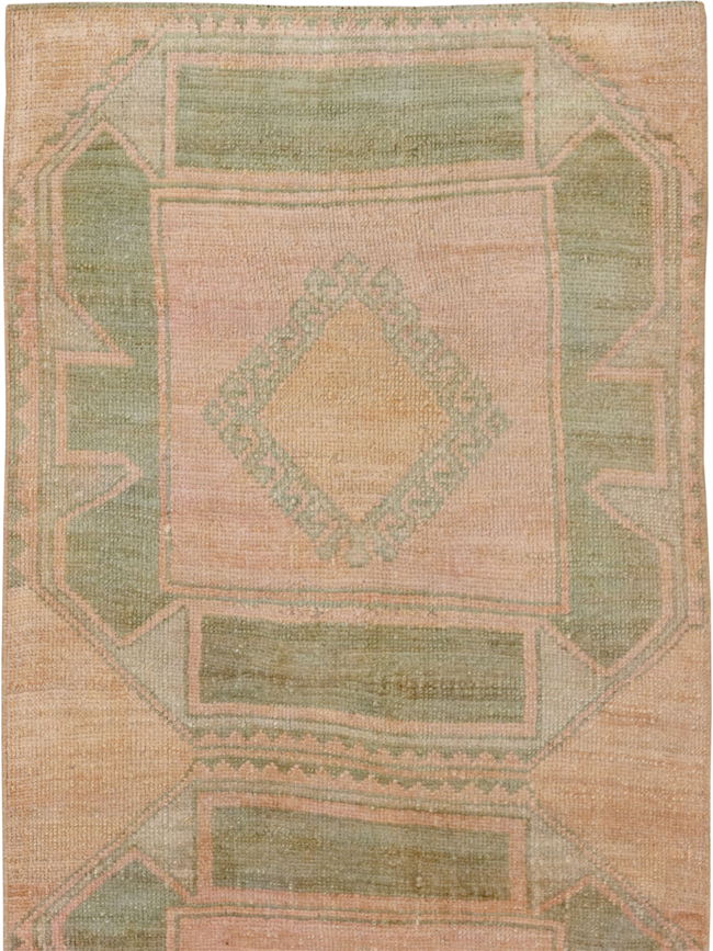 Vintage Turkish Anatolian Runner, No.33677 - Gsblank