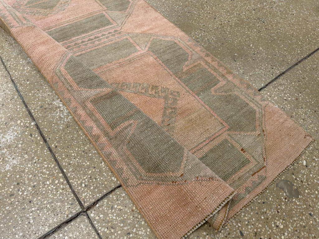 Vintage Turkish Anatolian Runner, No.33677 - Gsblank