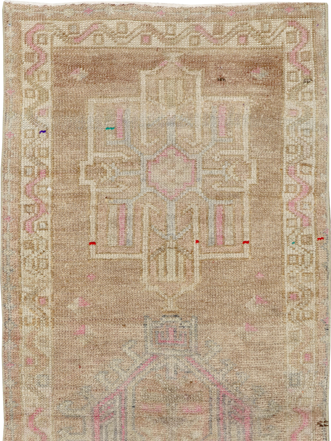 Vintage Turkish Anatolian Runner, No.33678 - Gsblank