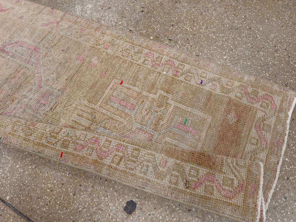 Vintage Turkish Anatolian Runner, No.33678 - Gsblank