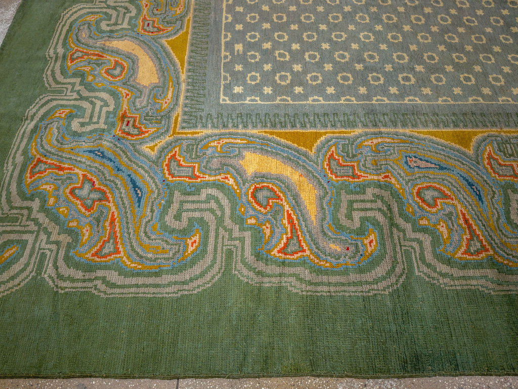 Antique English Donegal Room Size Carpet, No.33680 - Gsblank