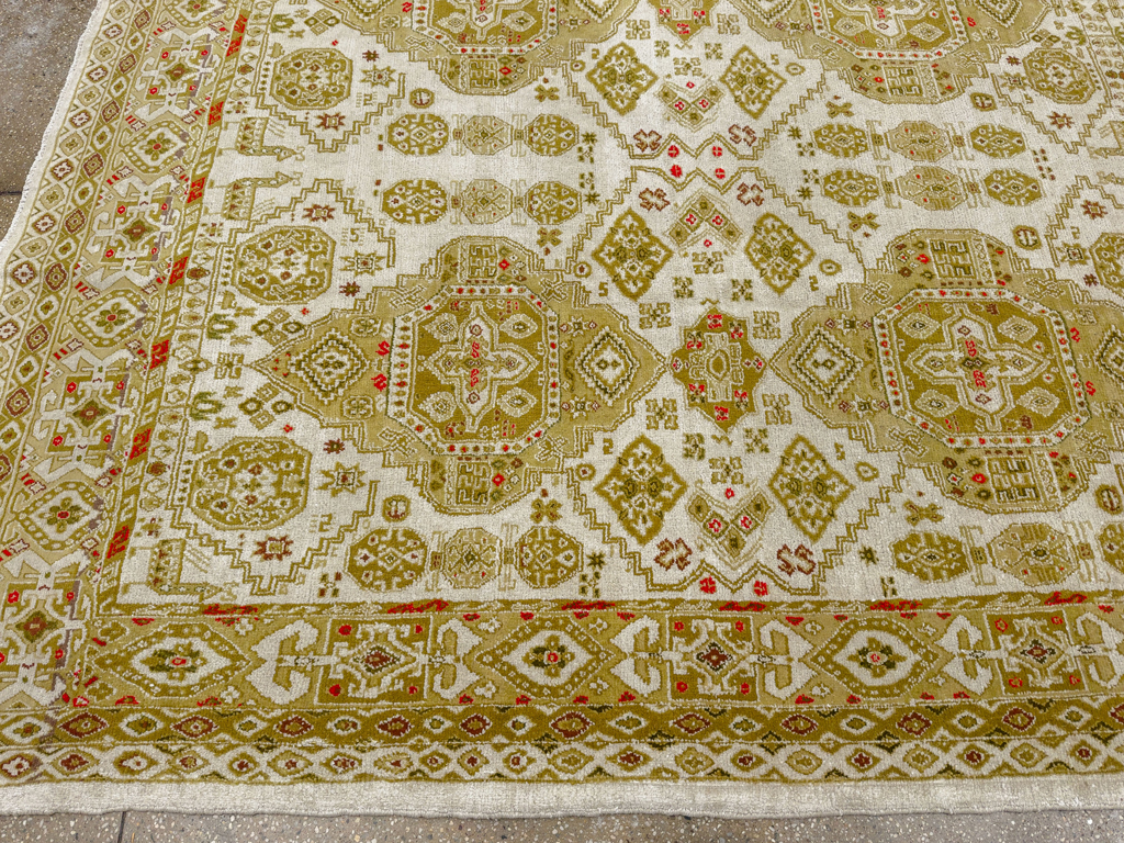 Vintage Turkish Anatolian Room Size Carpet, No.33681 - Gsblank