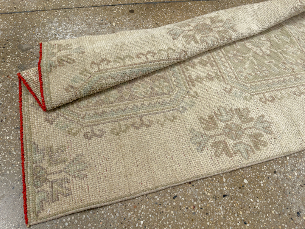 Vintage Turkish Anatolian Runner, No.33683 - Gsblank