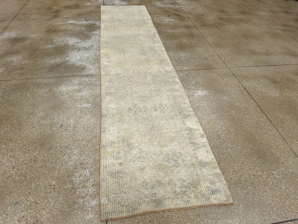 Vintage Turkish Anatolian Runner, No.33684 - Gsblank