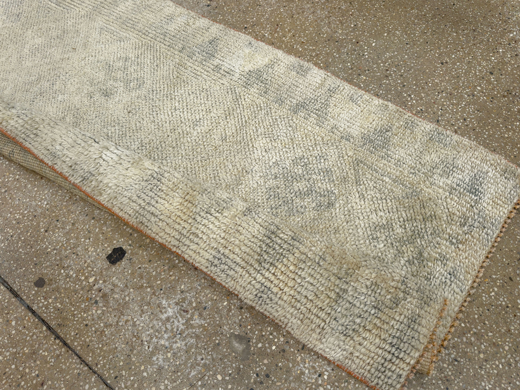 Vintage Turkish Anatolian Runner, No.33684 - Gsblank