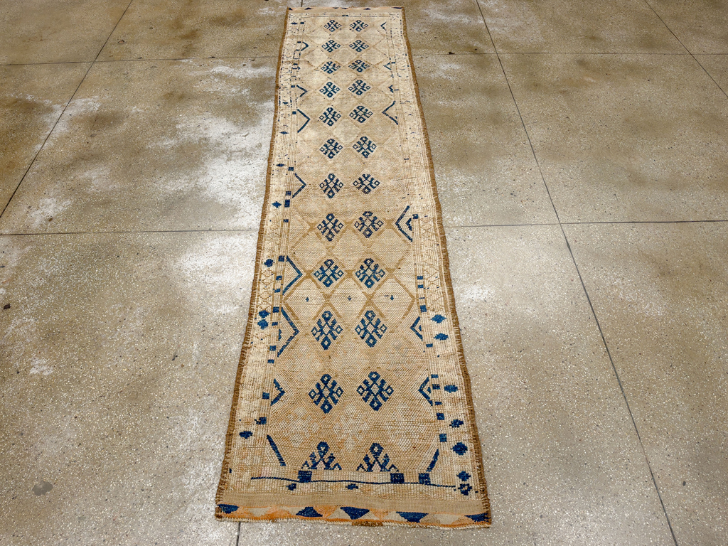 Vintage Turkish Anatolian Runner, No.33687 - Gsblank
