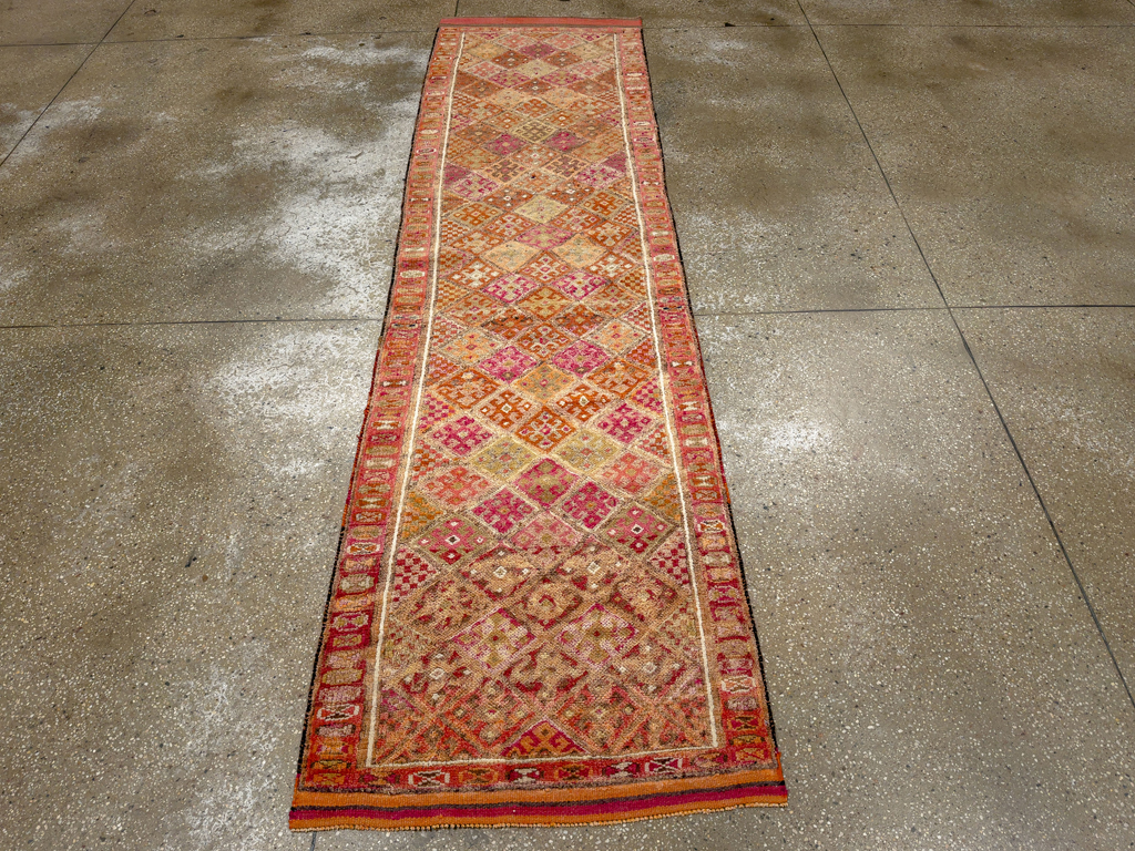 Vintage Turkish Anatolian Runner, No.33688 - Gsblank