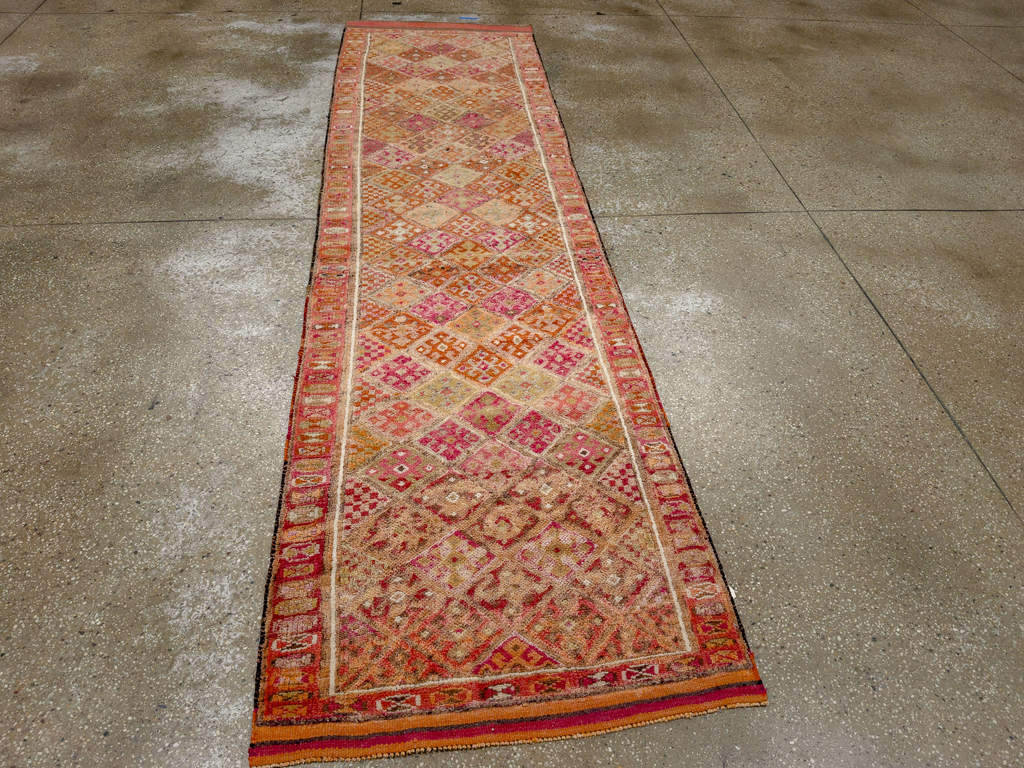 Vintage Turkish Anatolian Runner, No.33688 - Gsblank