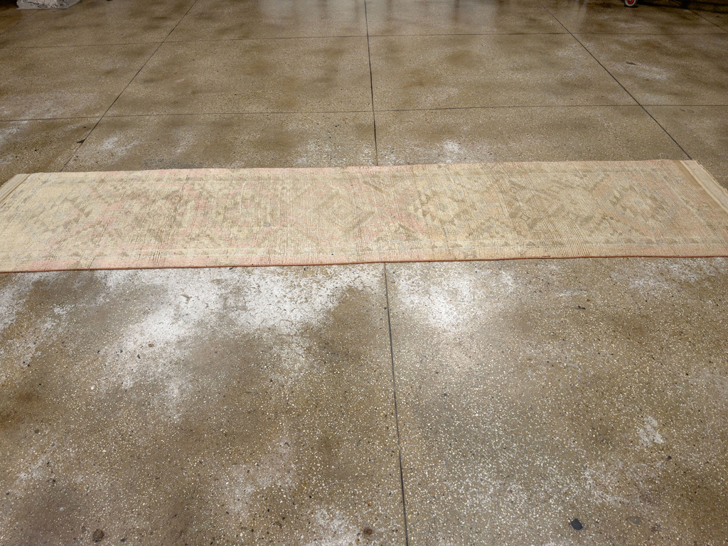 Vintage Turkish Anatolian Runner, No.33690 - Gsblank
