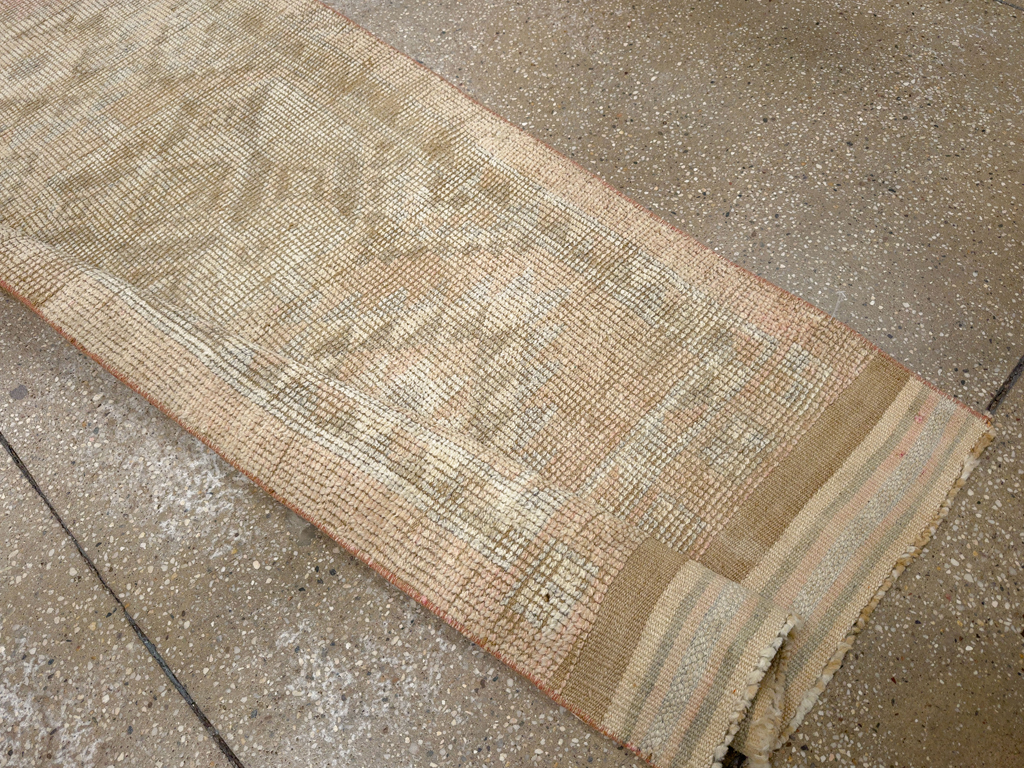 Vintage Turkish Anatolian Runner, No.33690 - Gsblank