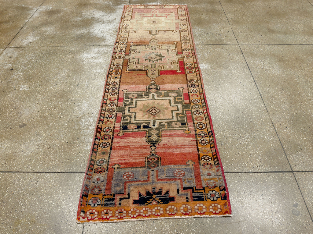 Vintage Turkish Anatolian Runner, No.33693 - Gsblank