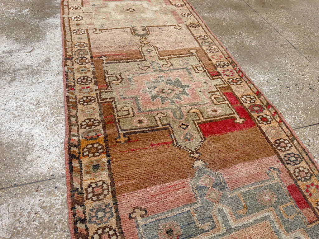 Vintage Turkish Anatolian Runner, No.33693 - Gsblank