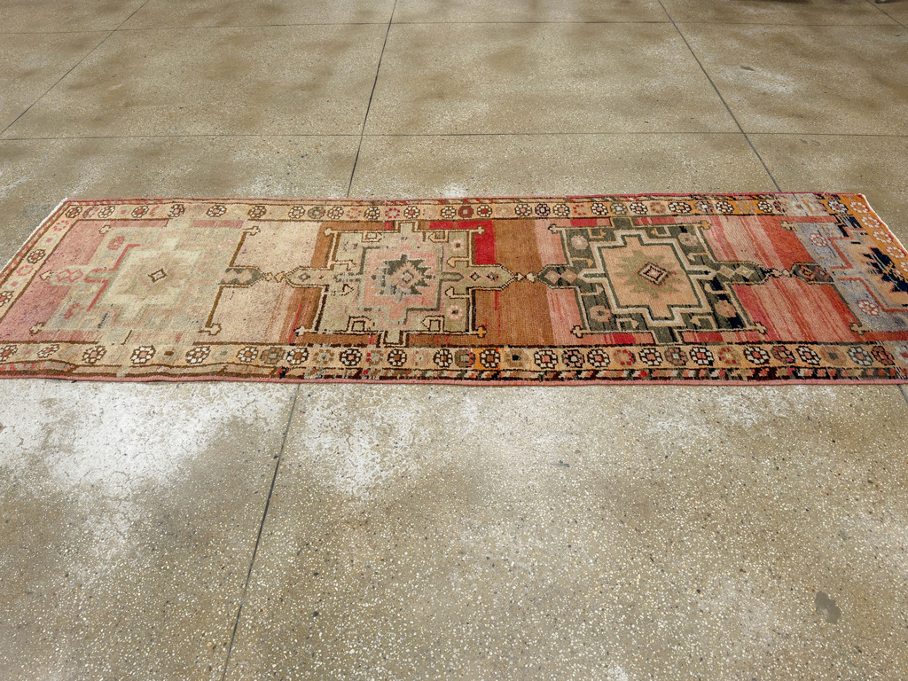 Vintage Turkish Anatolian Runner, No.33693 - Gsblank