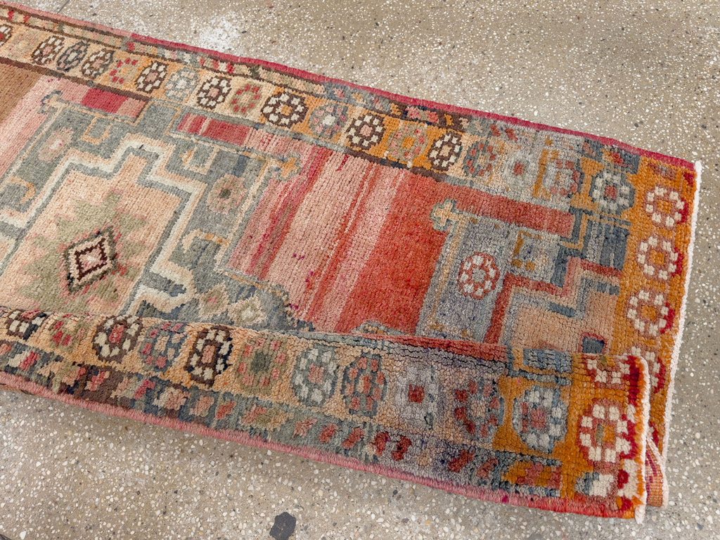 Vintage Turkish Anatolian Runner, No.33693 - Gsblank