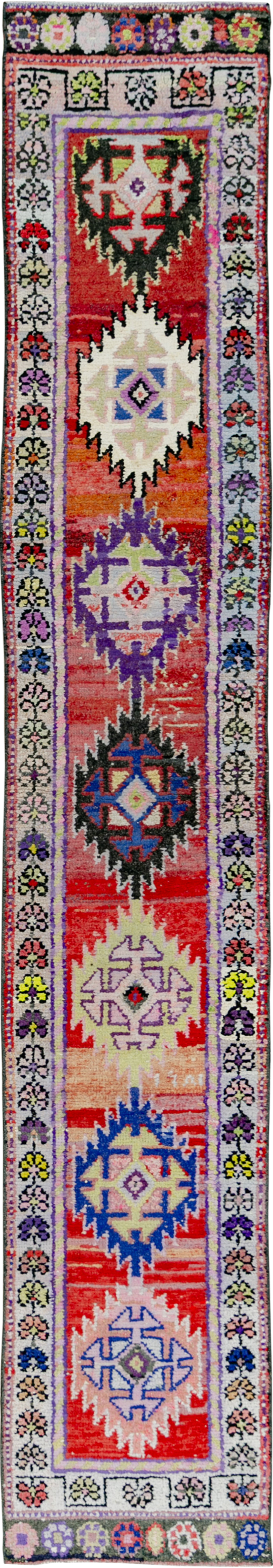 Vintage Turkish Anatolian Runner, No.33694 - Gsblank