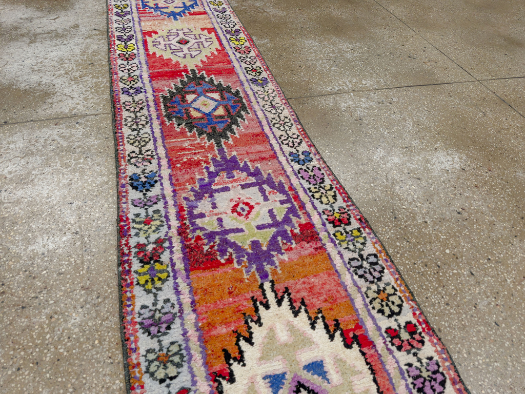 Vintage Turkish Anatolian Runner, No.33694 - Gsblank