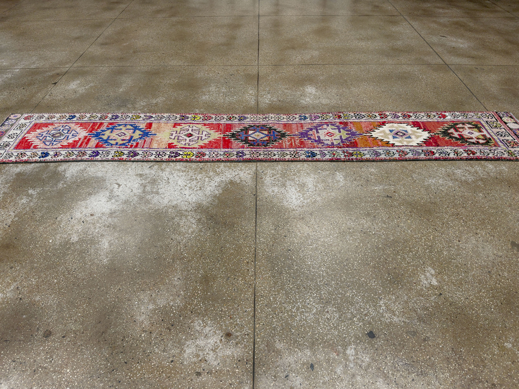 Vintage Turkish Anatolian Runner, No.33694 - Gsblank