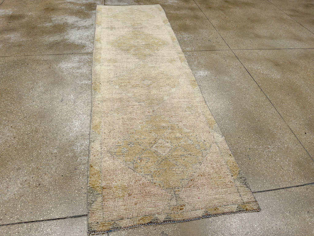 Vintage Turkish Anatolian Runner, No.33700 - Gsblank