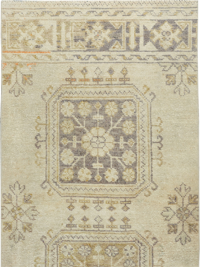 Vintage Turkish Anatolian Runner, No.33702 - Gsblank