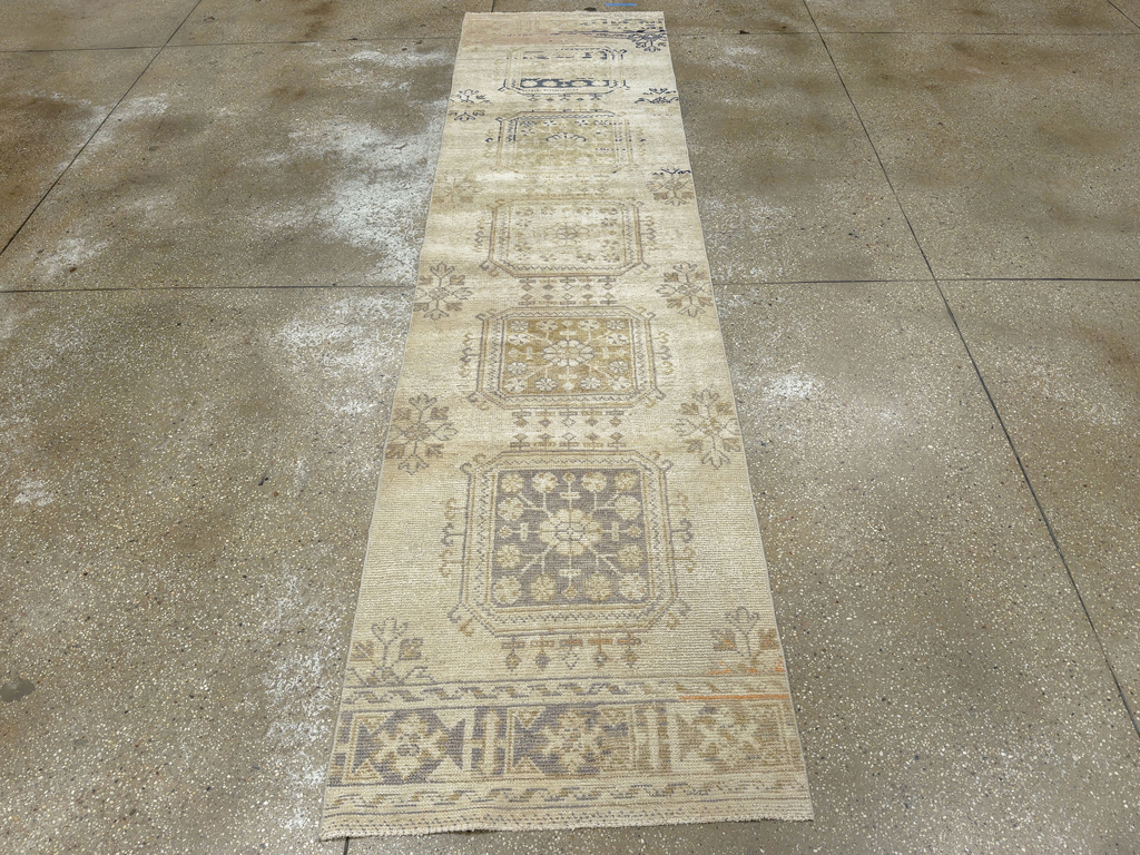 Vintage Turkish Anatolian Runner, No.33702 - Gsblank