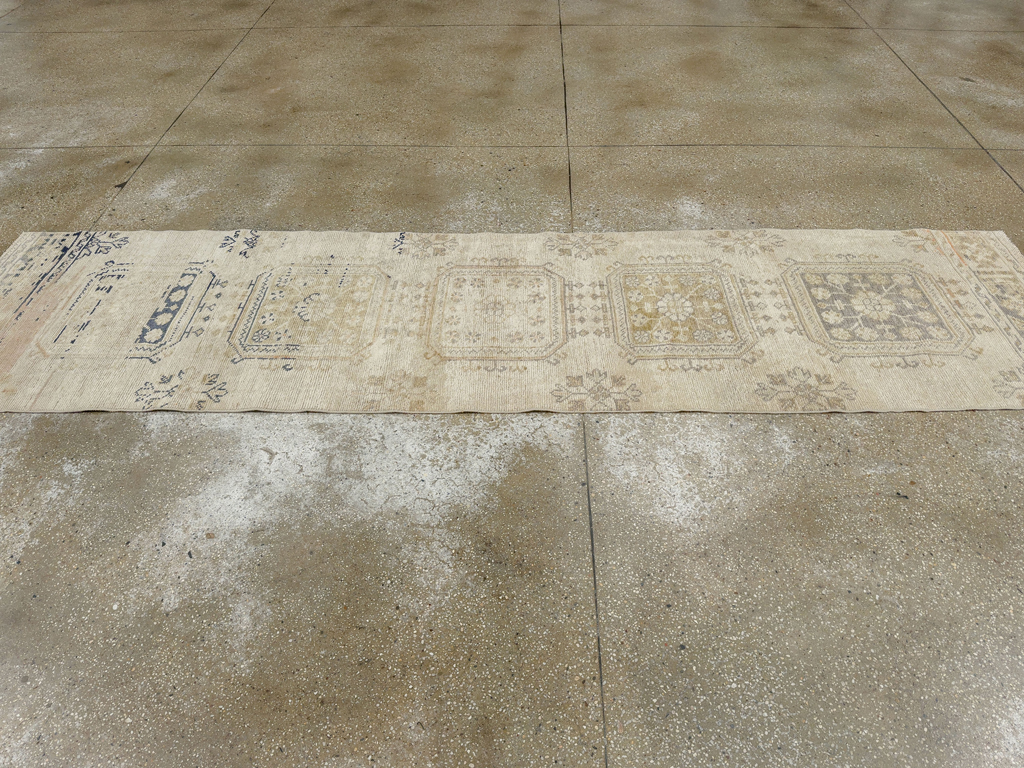 Vintage Turkish Anatolian Runner, No.33702 - Gsblank