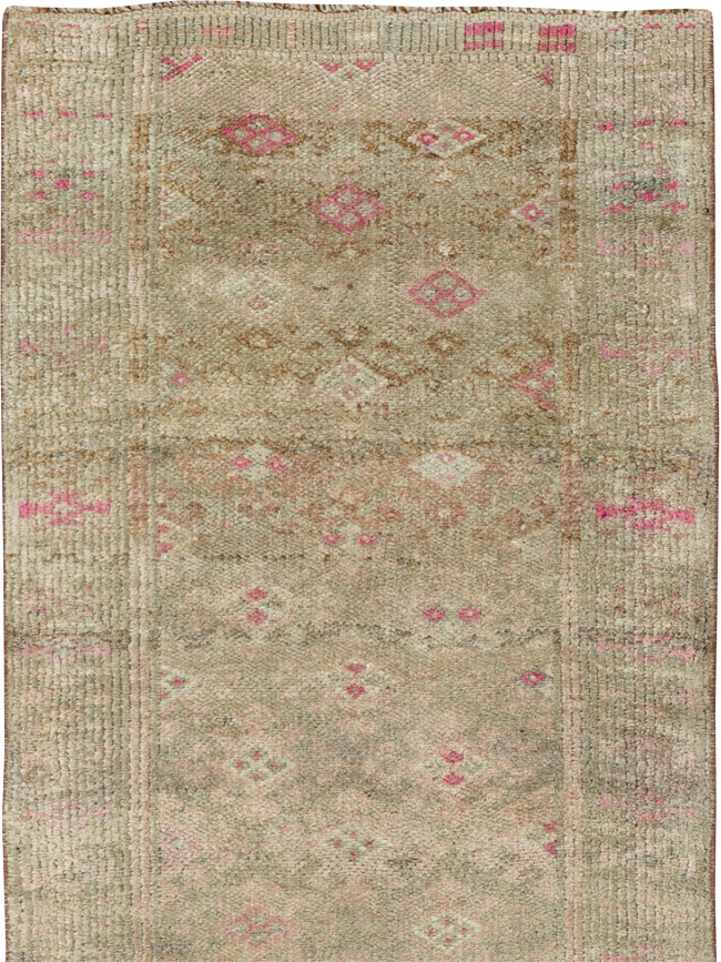 Vintage Turkish Anatolian Runner, No.33705 - Gsblank