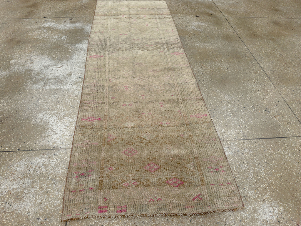 Vintage Turkish Anatolian Runner, No.33705 - Gsblank