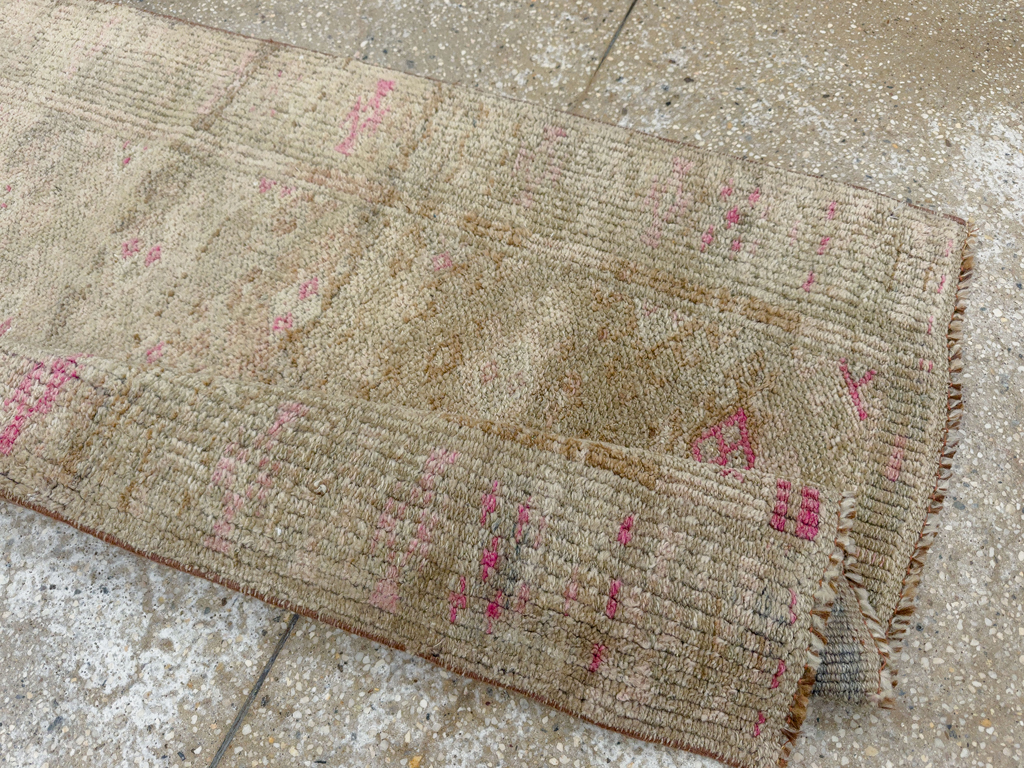 Vintage Turkish Anatolian Runner, No.33705 - Gsblank