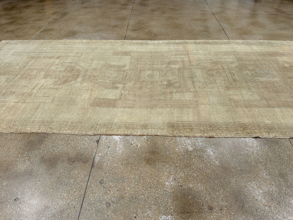 Vintage Turkish Anatolian Wide Gallery Runner, No.33706 - Gsblank