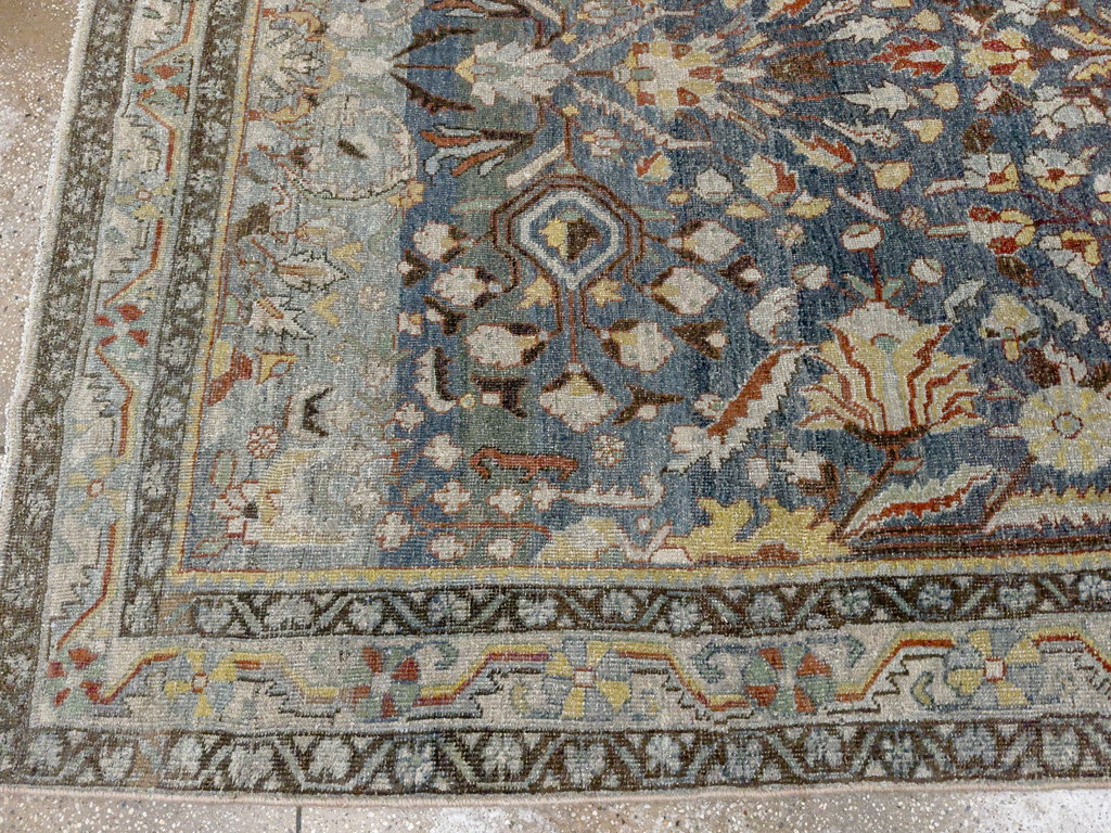 Antique Persian Mahal Gallery Carpet, No.33709 - Gsblank
