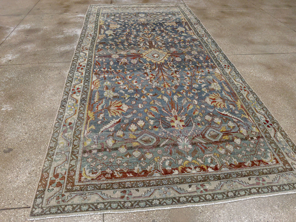 Antique Persian Mahal Gallery Carpet, No.33709 - Gsblank