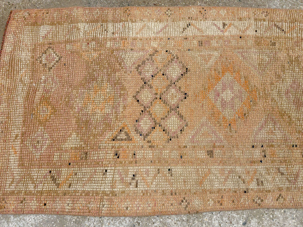Vintage Turkish Anatolian Runner, No.33710 - Gsblank
