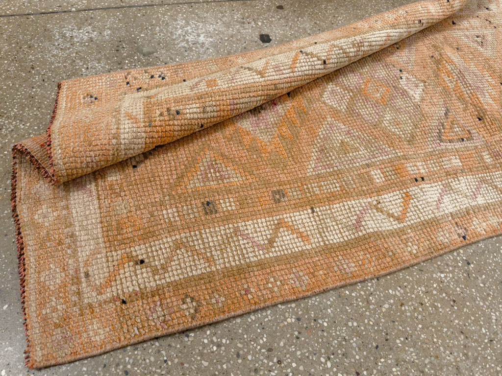 Vintage Turkish Anatolian Runner, No.33710 - Gsblank
