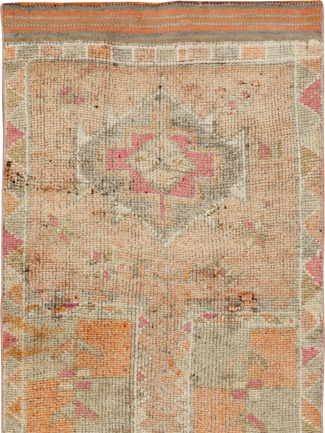 Vintage Turkish Anatolian Runner, No.33712 - Gsblank