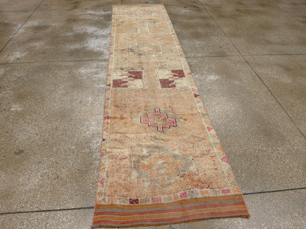 Vintage Turkish Anatolian Runner, No.33712 - Gsblank
