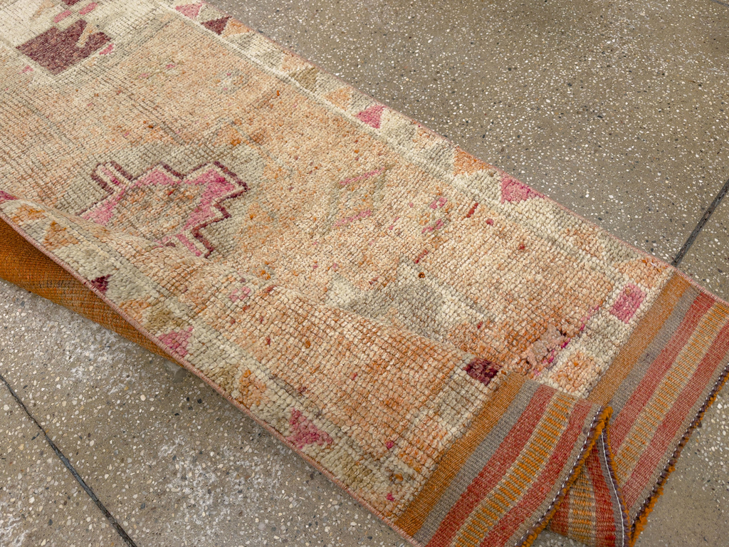 Vintage Turkish Anatolian Runner, No.33712 - Gsblank