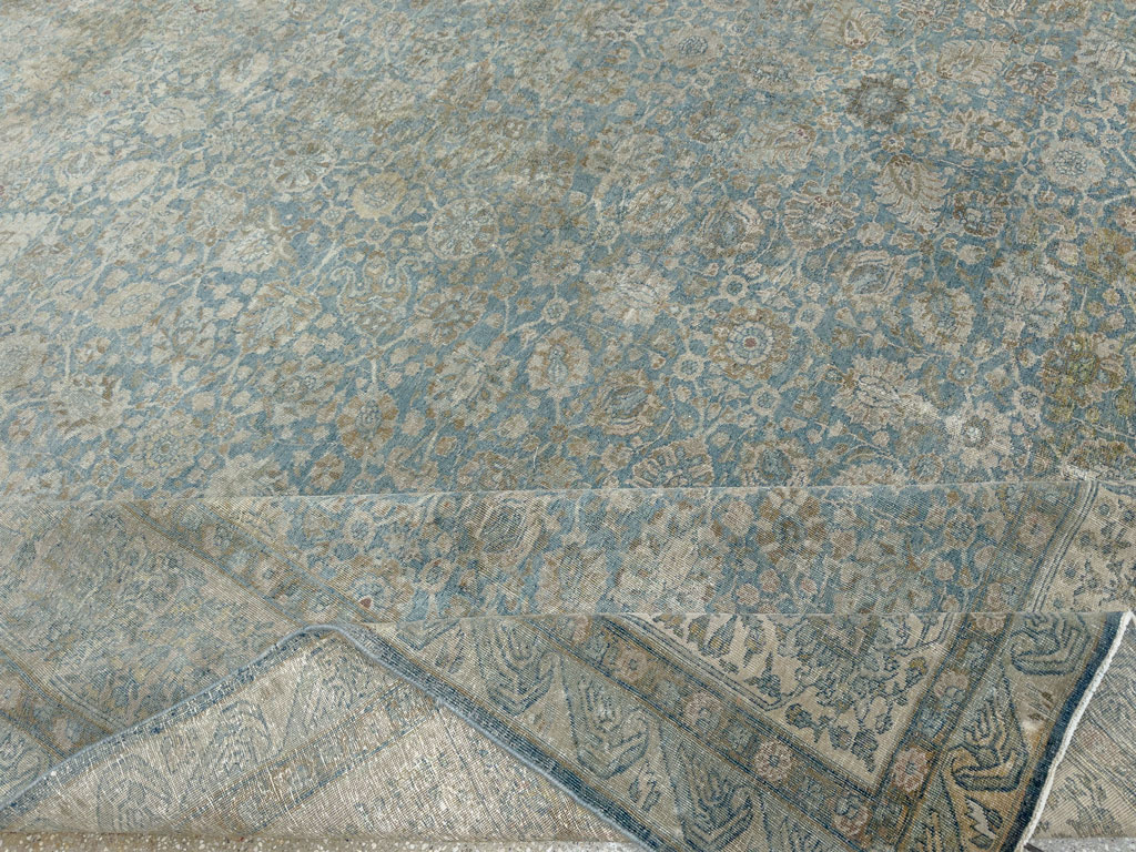 Antique Persian Tabriz Large Carpet, No.33717 - Gsblank
