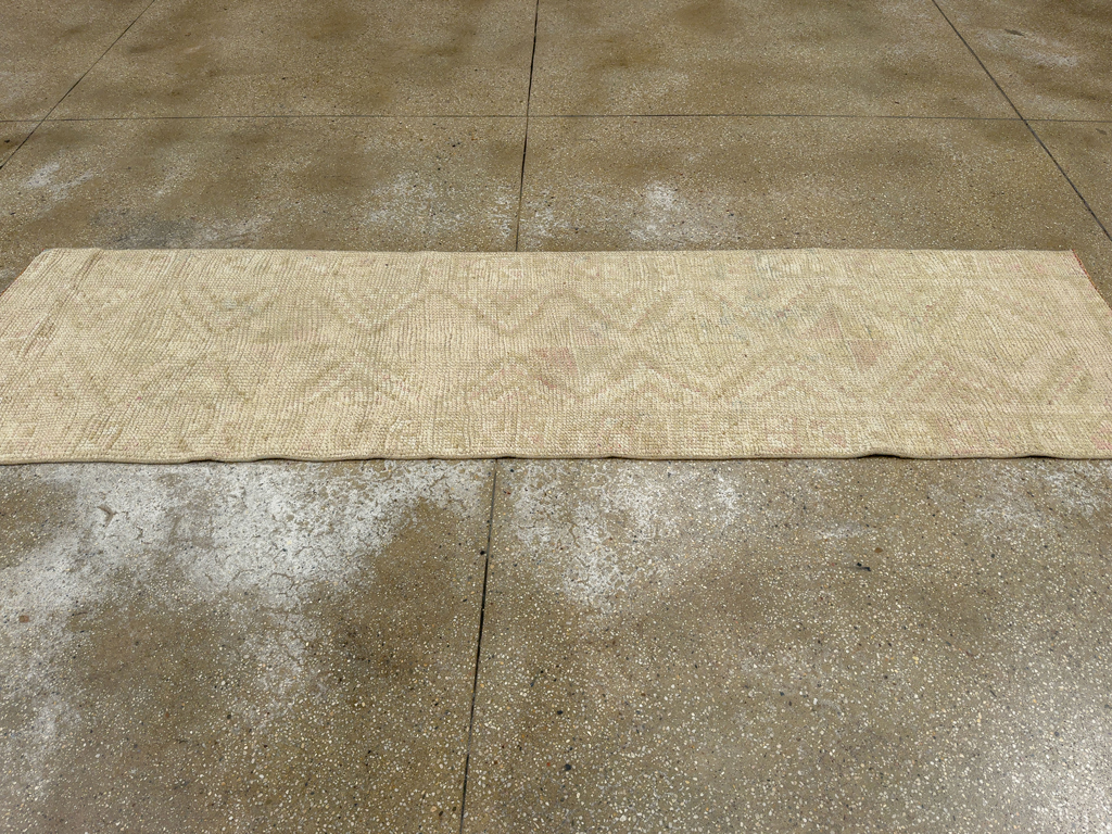 Vintage Turkish Anatolian Runner, No.33720 - Gsblank