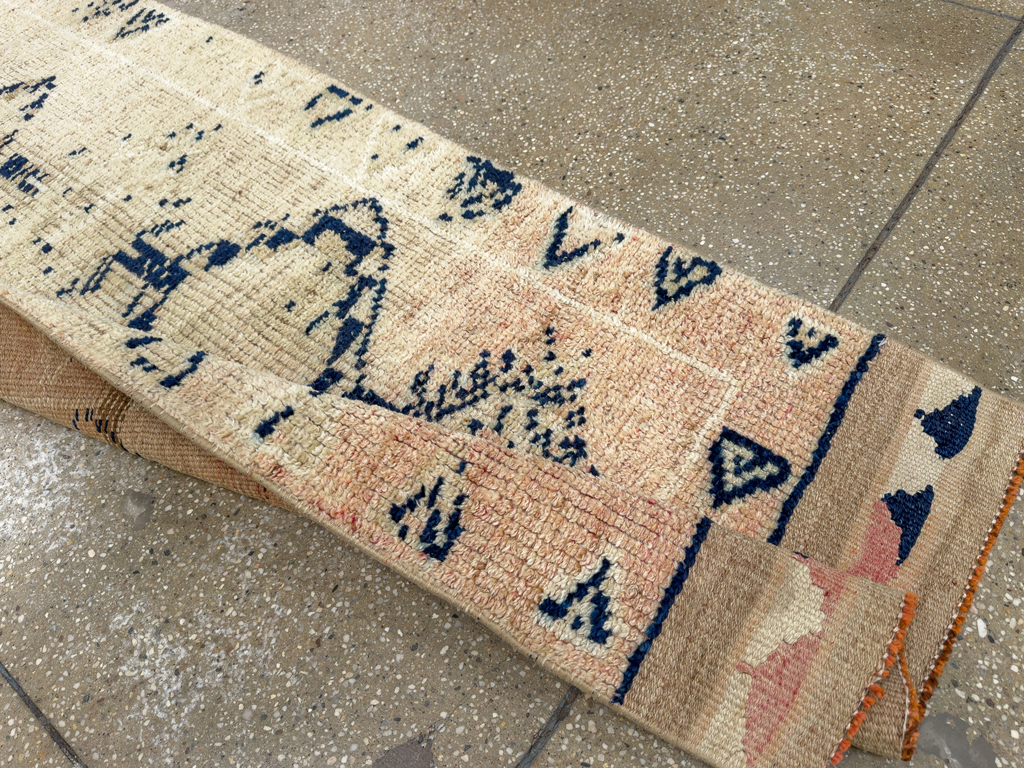 Vintage Turkish Anatolian Runner, No.33723 - Gsblank