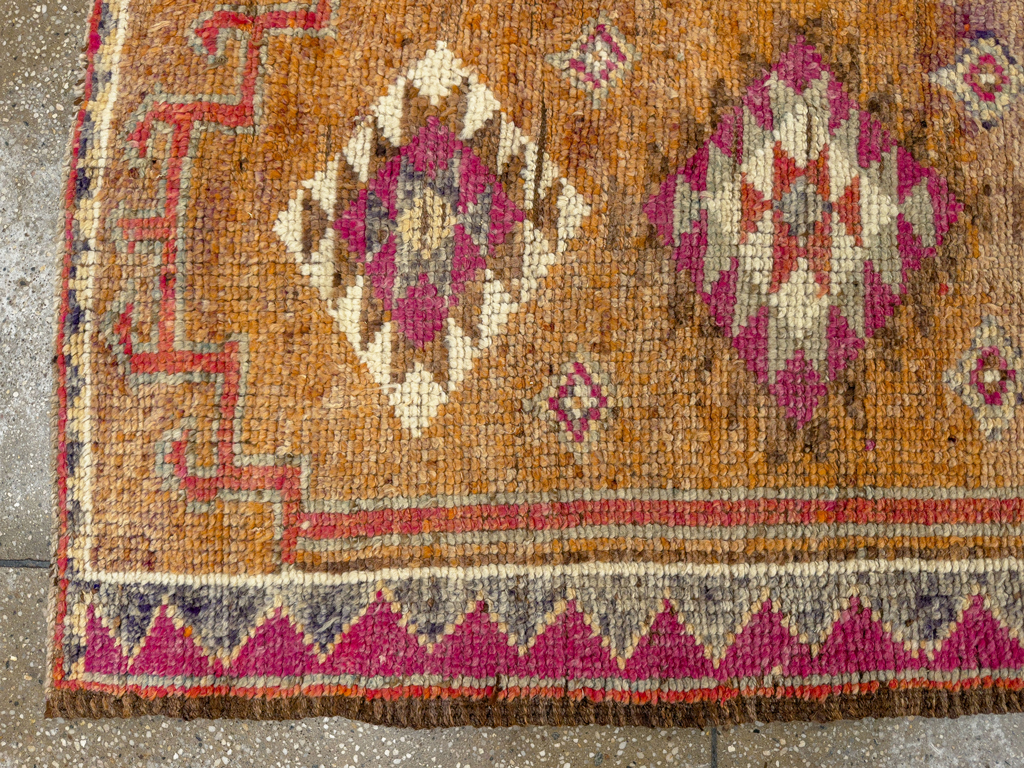 Vintage Turkish Anatolian Runner, No.33726 - Gsblank