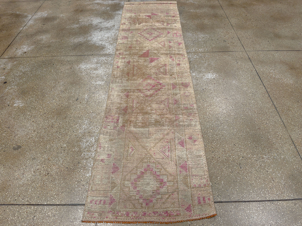 Vintage Turkish Anatolian Runner, No.33729 - Gsblank