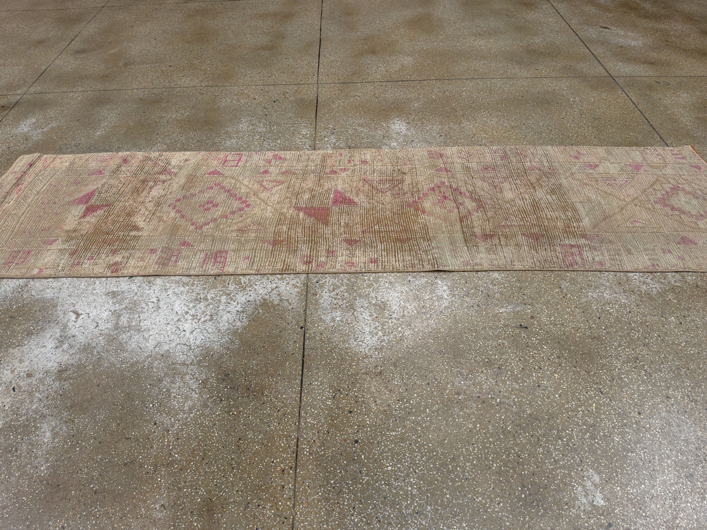 Vintage Turkish Anatolian Runner, No.33729 - Gsblank