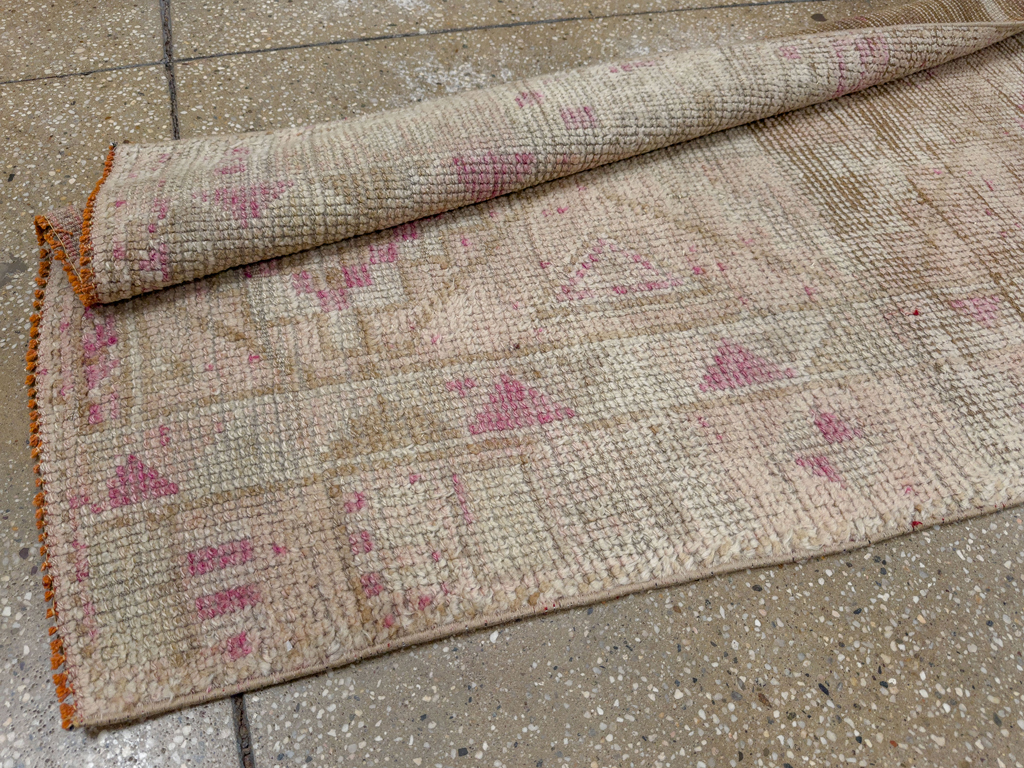 Vintage Turkish Anatolian Runner, No.33729 - Gsblank