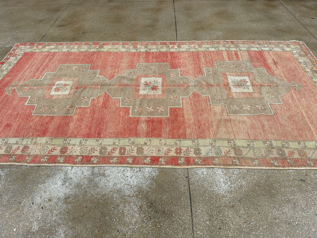 Vintage Turkish Anatolian Wide Gallery Runner, No.33730 - Gsblank